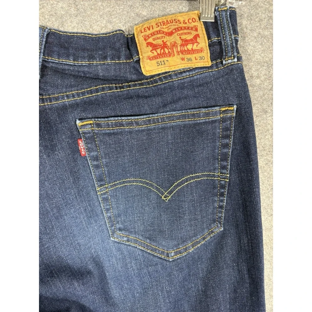 Levis Jeans Mens 36x30 Blue Denim 511 Slim Straight Medium Wash American Stretch